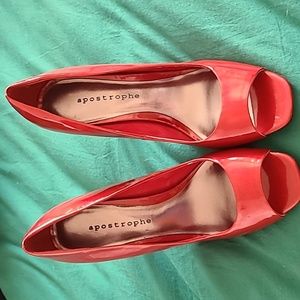 Apostrophe red patent leather peep toe